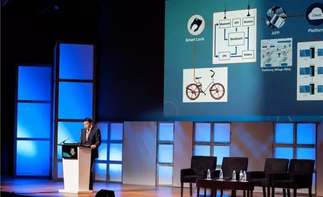 中國夢實踐者鄧中翰在華盛頓向中、美、英三國發(fā)出倡議以創(chuàng)新、合作、遠見應(yīng)對全球重大挑戰(zhàn)